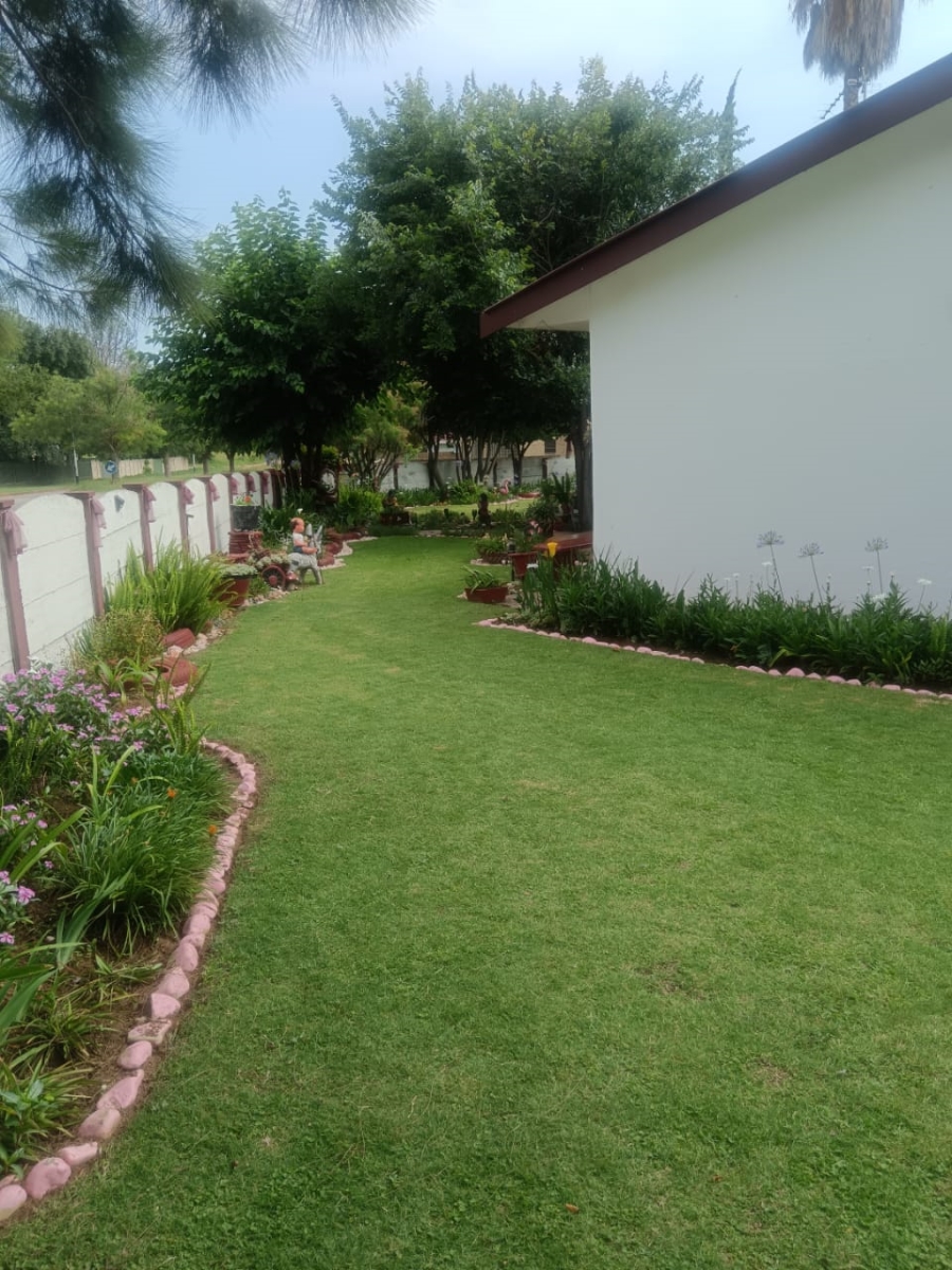 4 Bedroom Property for Sale in Vredefort Free State